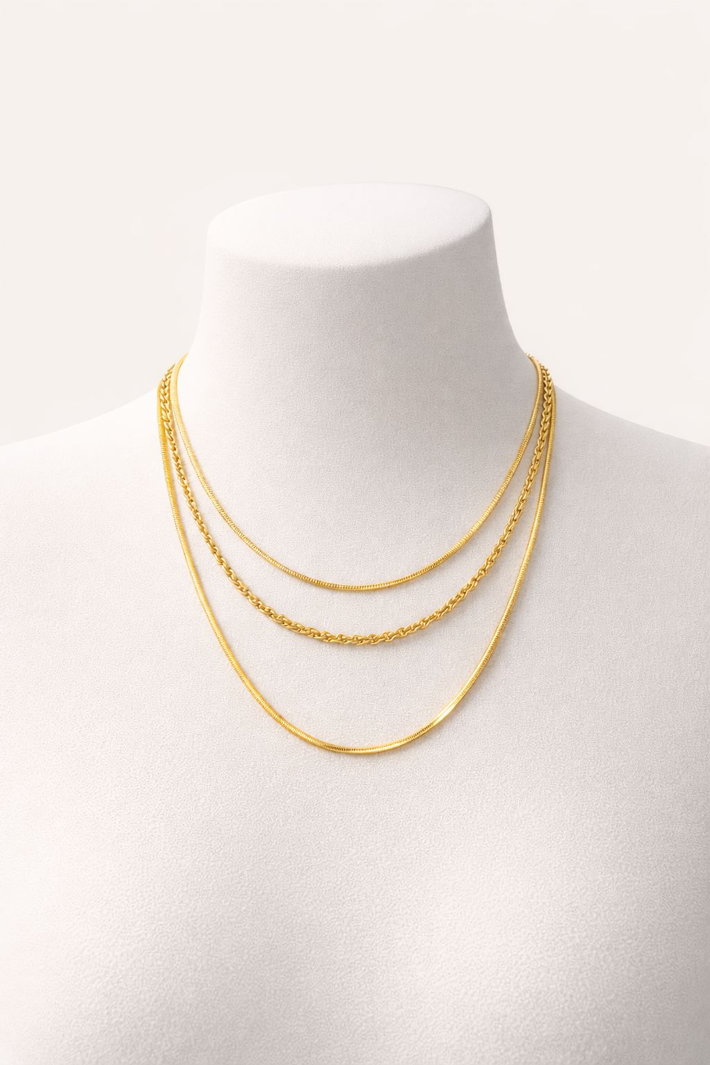 A`URA 18K Gold Necklace